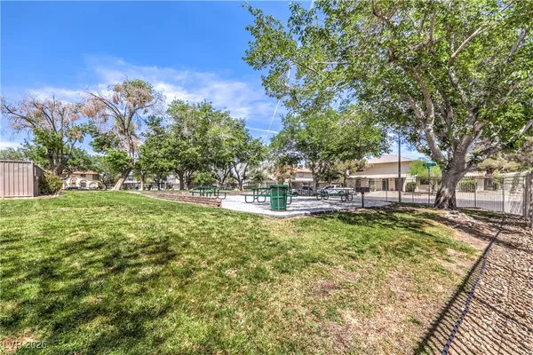 $1,330 | 1553 Dorothy Avenue, Unit 4, Las Vegas, NV 89119