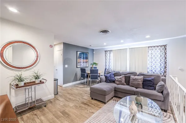 $1,330 | 1553 Dorothy Avenue, Unit 4, Las Vegas, NV 89119