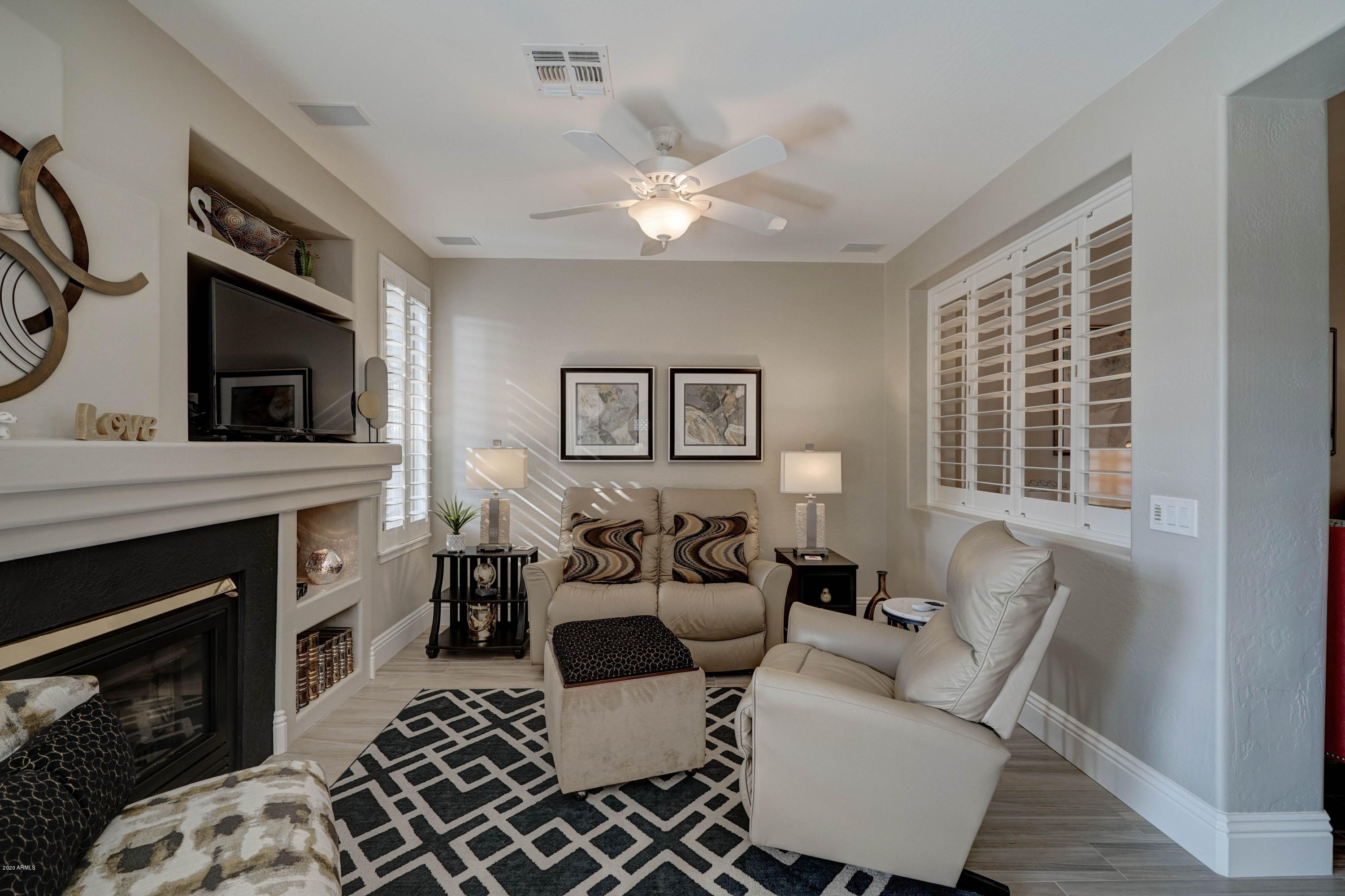 1024 East Frye Road, Unit 1061 Phoenix, AZ 85048 - Photo 8 of 37 1024 E Frye Rd-8