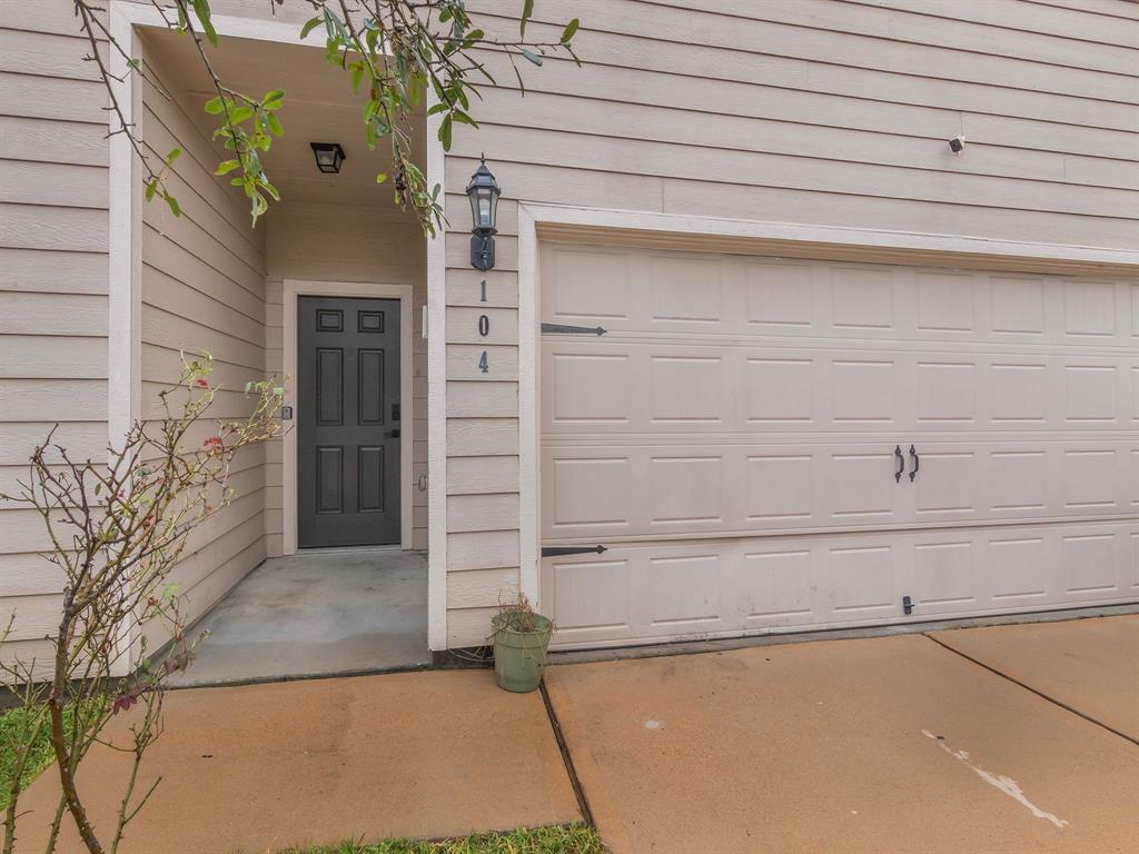 104 Blue Crest Lane Brookshire, TX 77423 - Photo 1 of 20