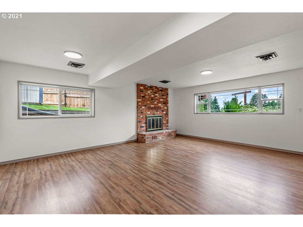 102 Streeter Road Silverlake, WA 98645 - Photo 13 of 22 Gallery Image 13