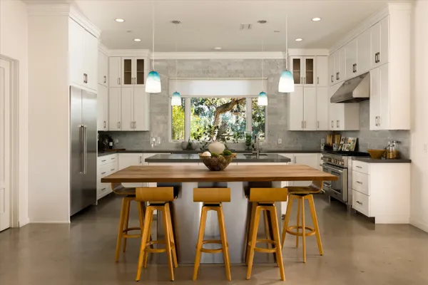 $5,675,000 | 1367 Via Veneto, Santa Barbara, CA 93111