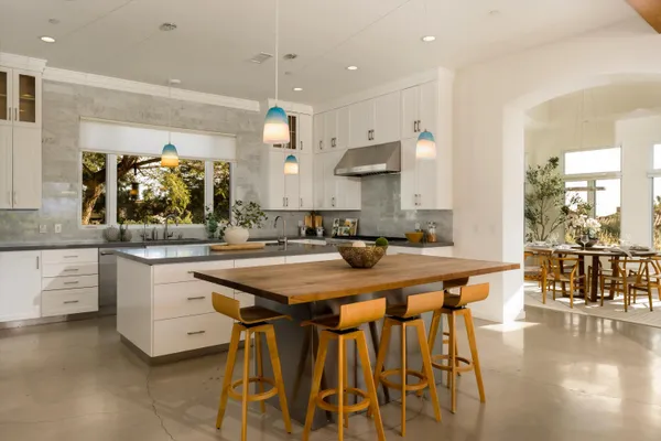 $5,675,000 | 1367 Via Veneto, Santa Barbara, CA 93111