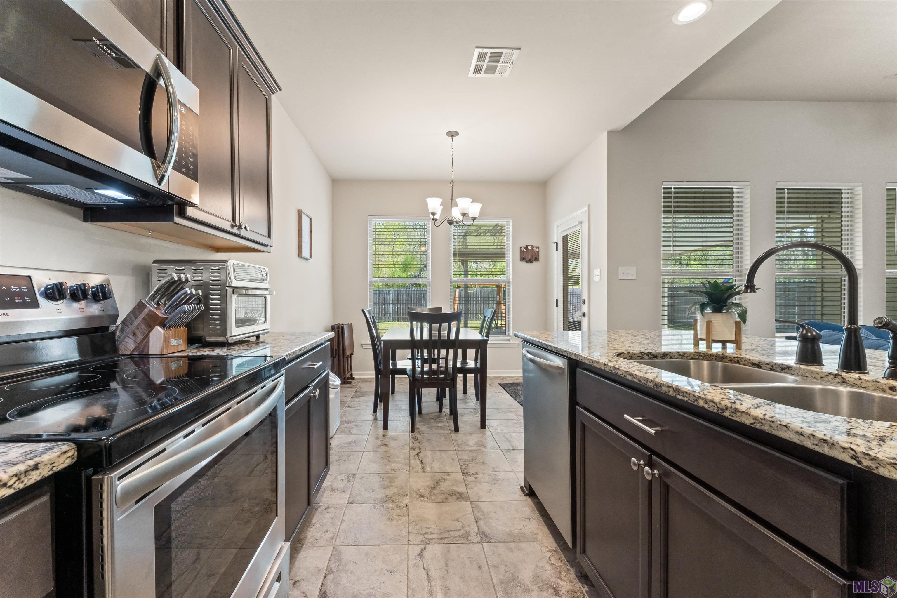 2205 Elmcrest Way St. Gabriel, LA 70776 - Photo 11 of 27 Kitchen