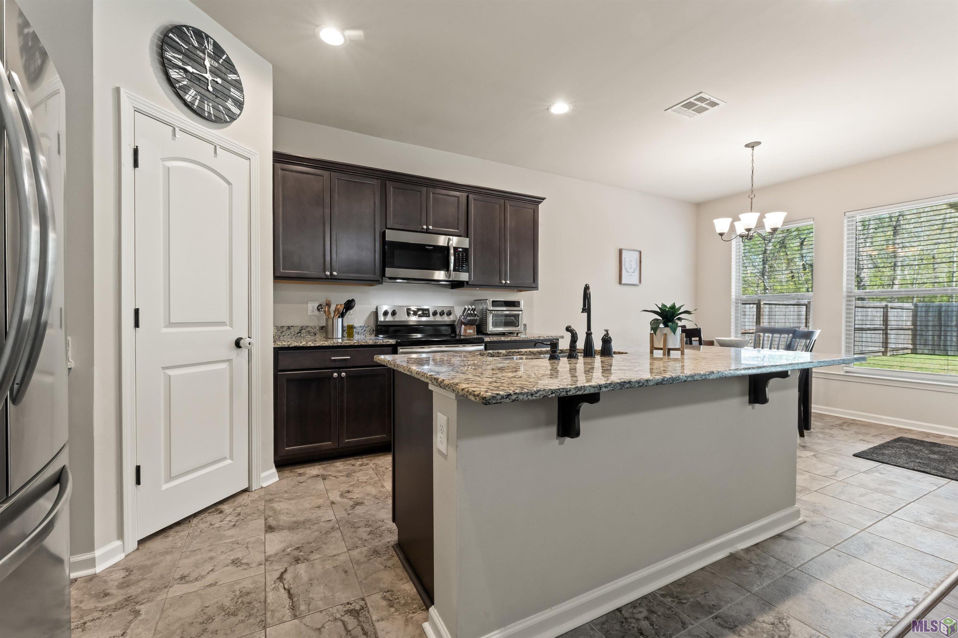 2205 Elmcrest Way St. Gabriel, LA 70776 - Photo 13 of 27 Pantry