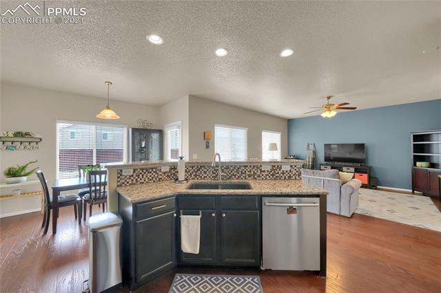 6125 Rocking Chair Lane Colorado Springs, CO 80925 - Photo 19 of 46 Gallery Image 19