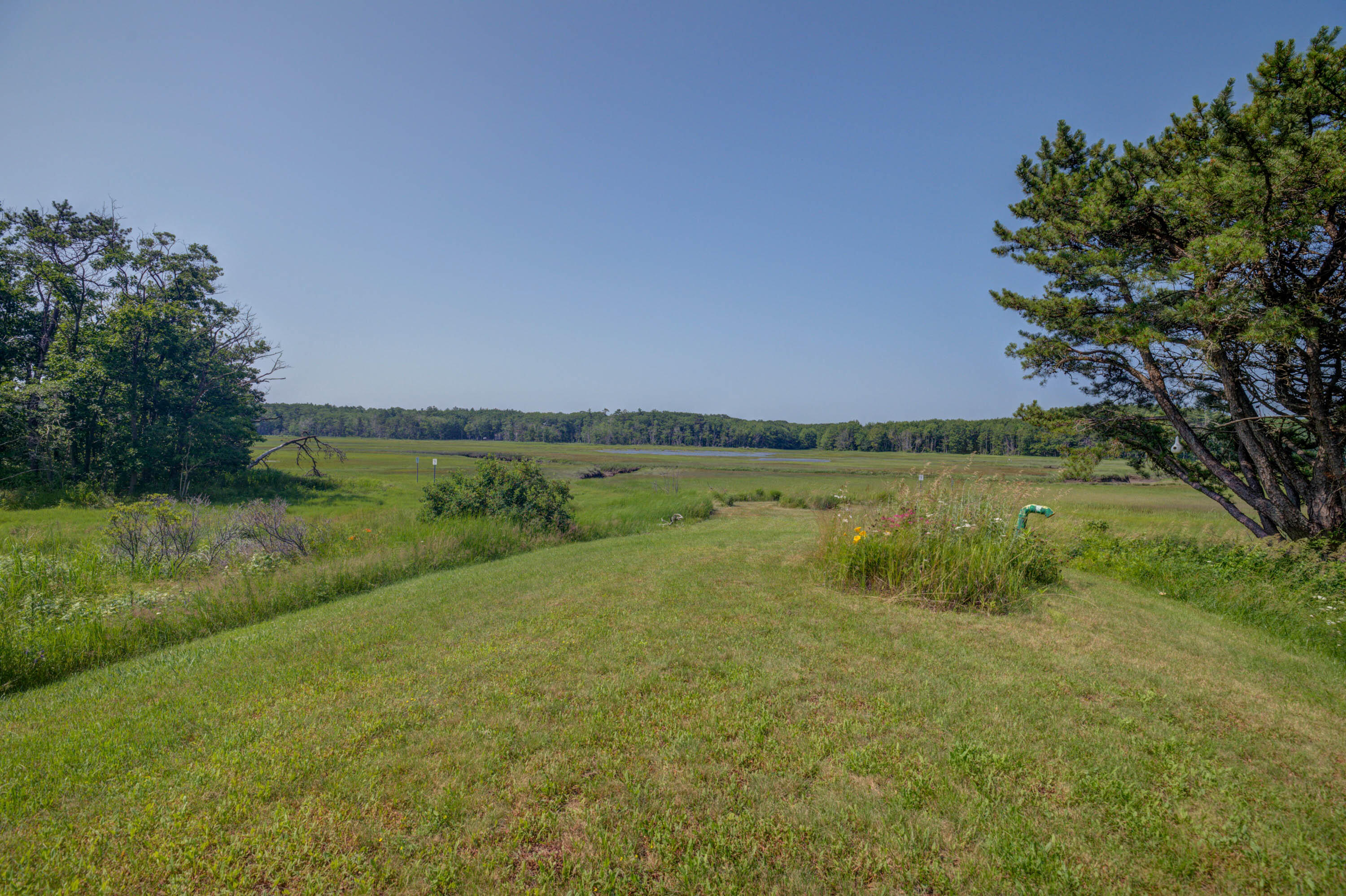 76 Hills Beach Road Biddeford, ME 04005 - Photo 26 of 35 76 Hills Beach Rd Biddeford, ME Pic25