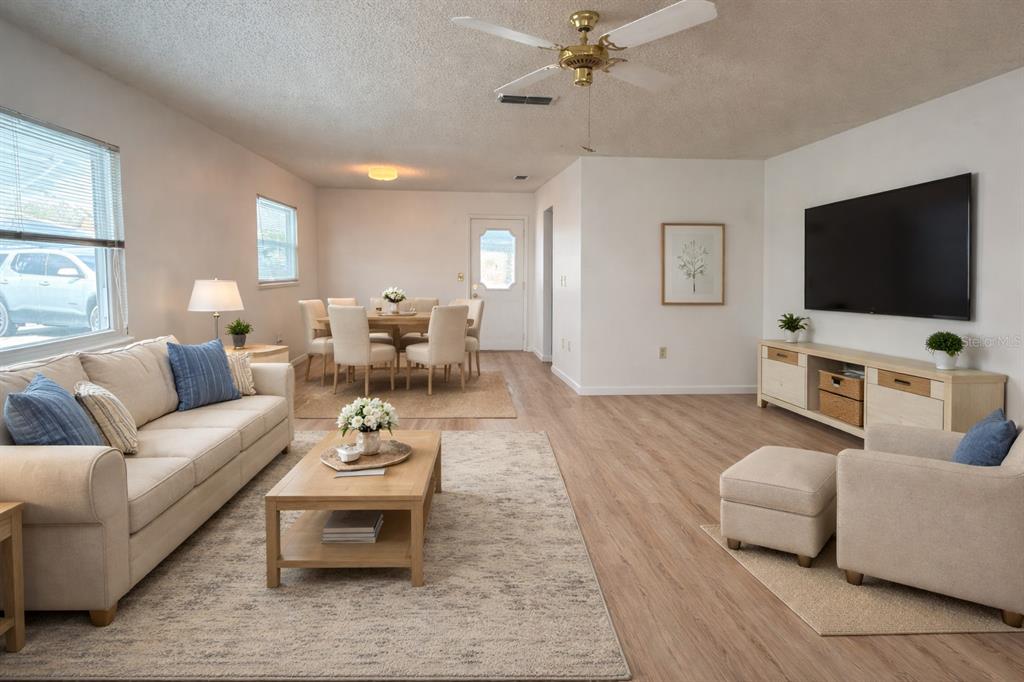 9230 Southwest 101st Lane Ocala, FL 34481 - Photo 2 of 24