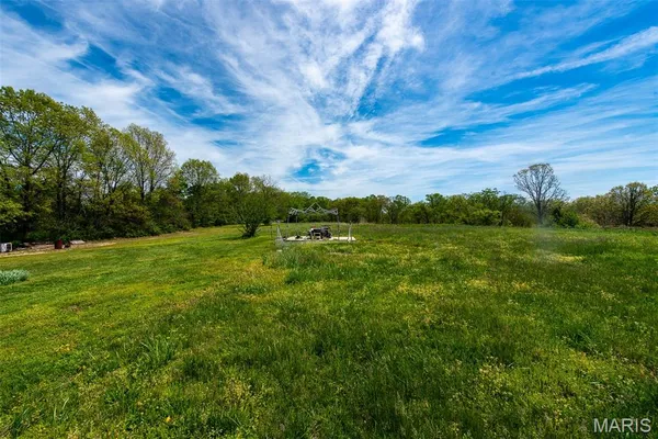 $569,900 | 1470 Gravois Road, St. Clair, MO 63077