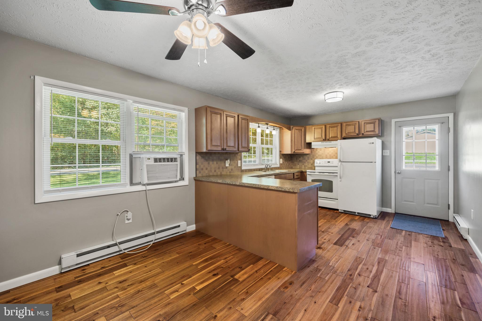 507 Stoneburner Road Edinburg, VA 22824 - Photo 8 of 25 Gallery Image 8