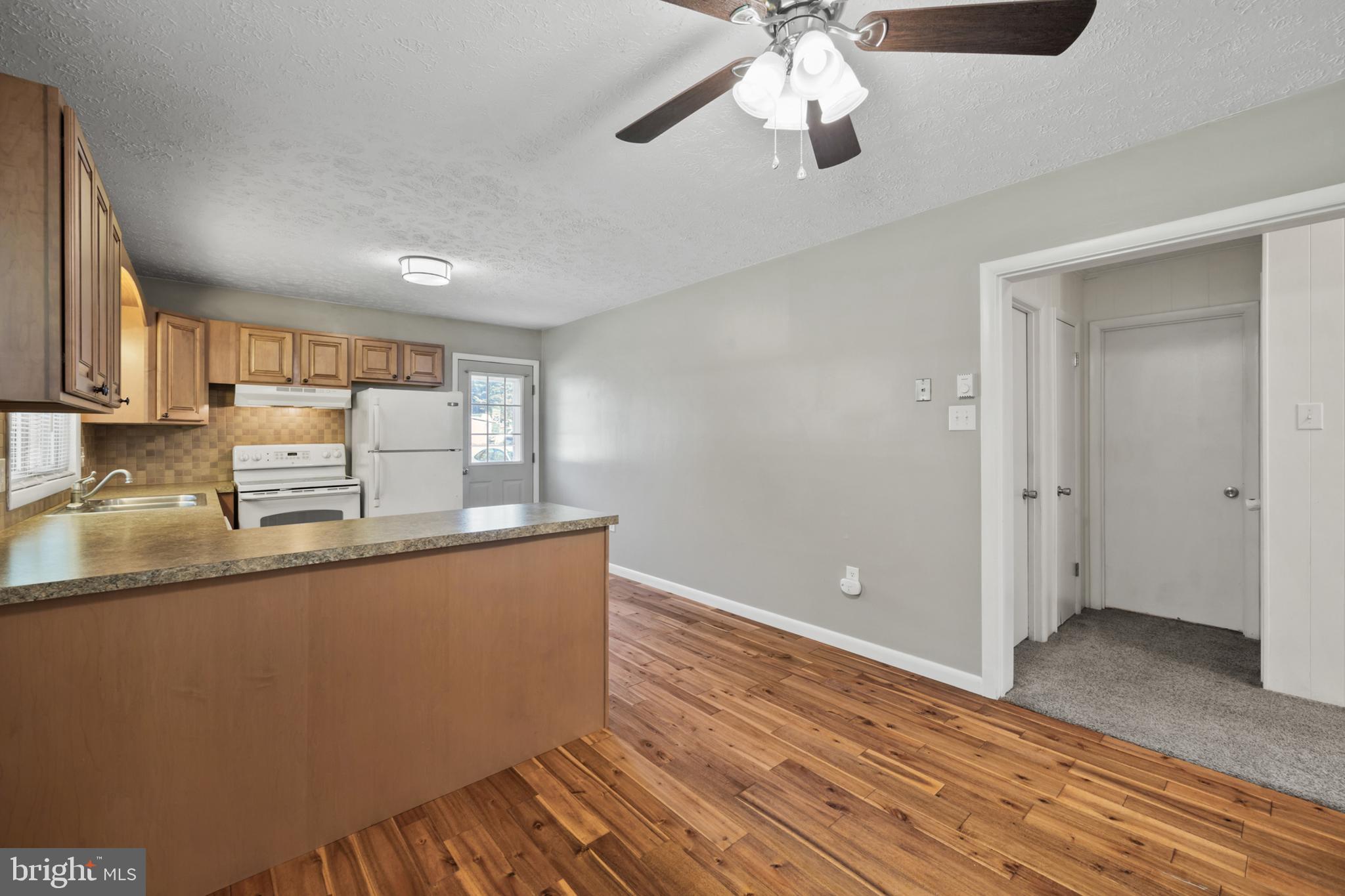 507 Stoneburner Road Edinburg, VA 22824 - Photo 9 of 25 Gallery Image 9