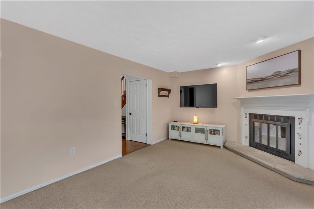 2586 Grouse Ridge, Unit B Wexford, PA 15090 - Photo 20 of 43 Gallery Image 20