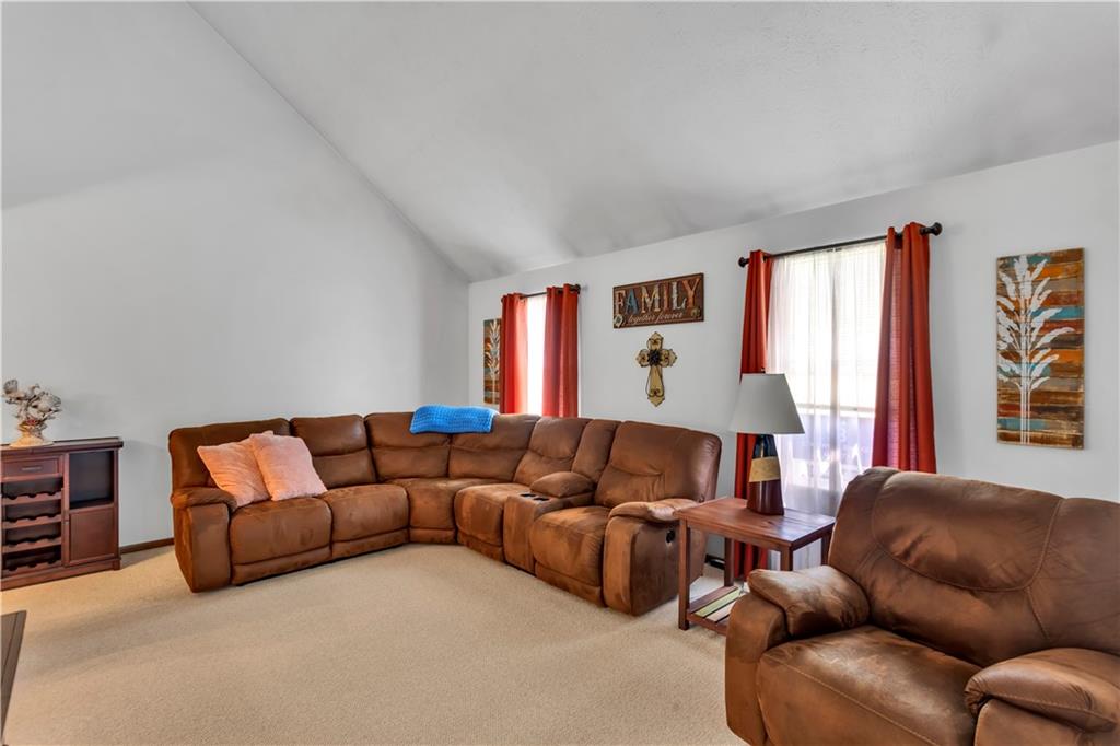 2586 Grouse Ridge, Unit B Wexford, PA 15090 - Photo 7 of 43 Gallery Image 7