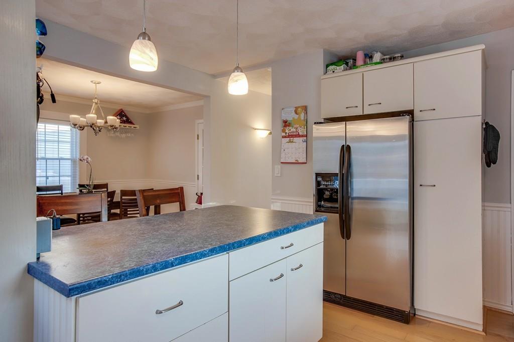 122 Springs Road Bedford, MA 01730 - Photo 6 of 25 Gallery Image 6