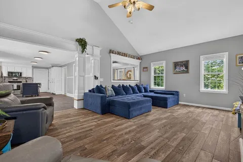 $950,000 | 4 Kybren Circle, Mansfield, MA 02048