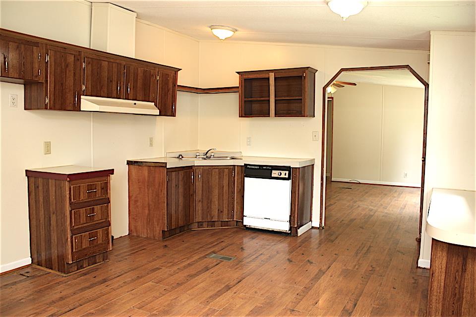 705 Smith Street Springfield, TN 37172 - Photo 5 of 12 Gallery Image 5