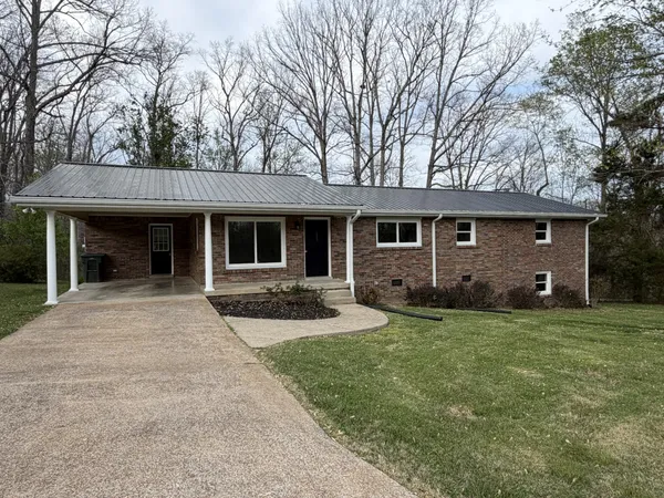 $425,000 | 1416 Oakmont Circle, Centerville, TN 37033