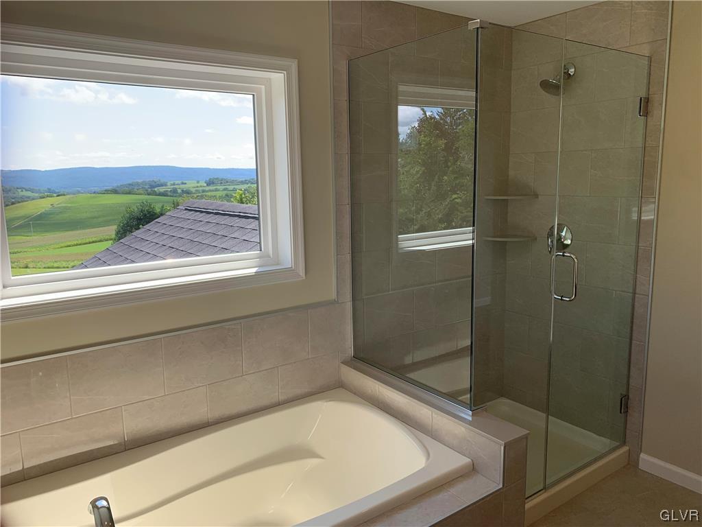 276 Hester Road Bangor, PA 18013 - Photo 20 of 26 a bathroom with a bathtub