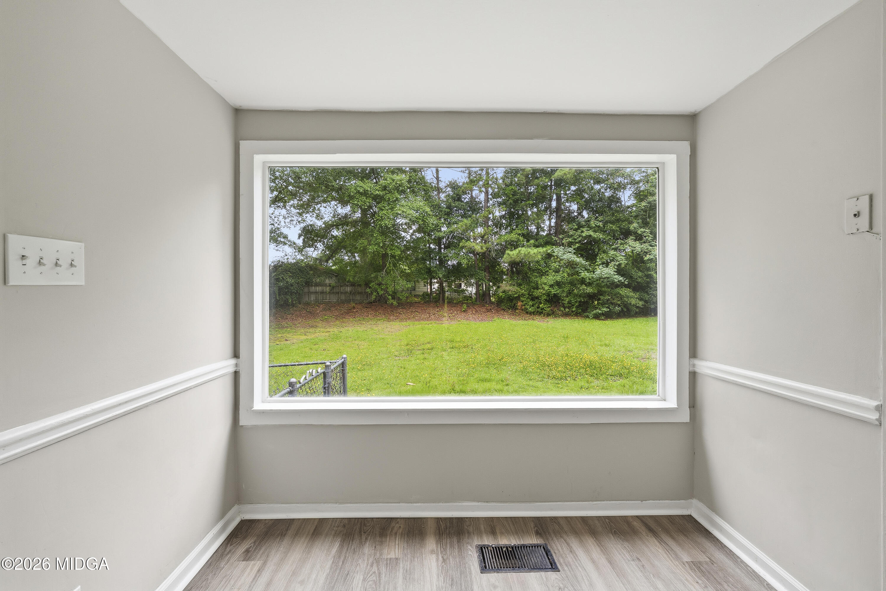 1484 Forest Hill Road Macon, GA 31210 - Photo 16 of 37 1484 Forest Hill Rd-09833