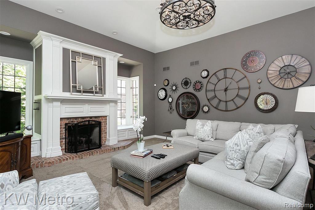 1611 Wakefield Court Rochester Hills, MI 48306 - Photo 8 of 59