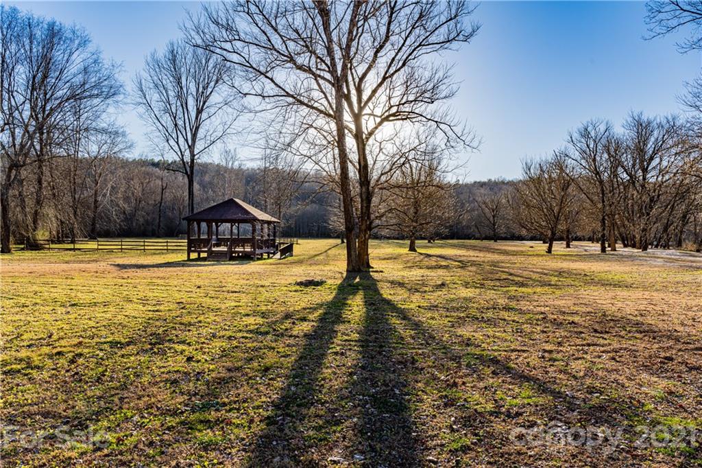 1 & 2 Bridge Lane Tryon, NC 28782 - Photo 9 of 20 Gallery Image 9