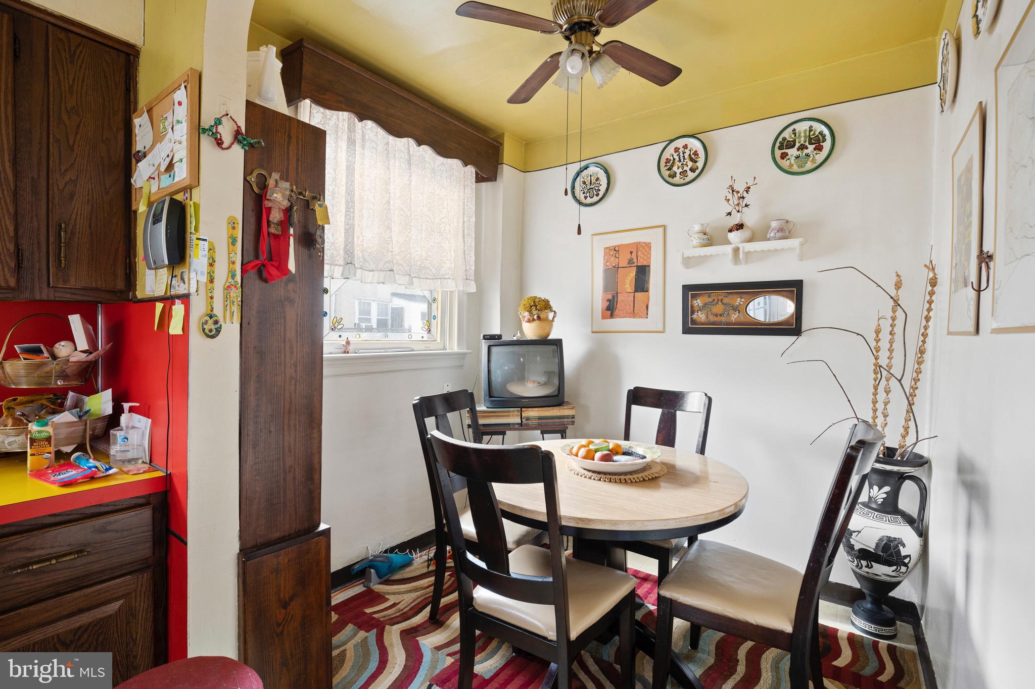 218 Glencoe Road Upper Darby, PA 19082 - Photo 4 of 15 Gallery Image 4