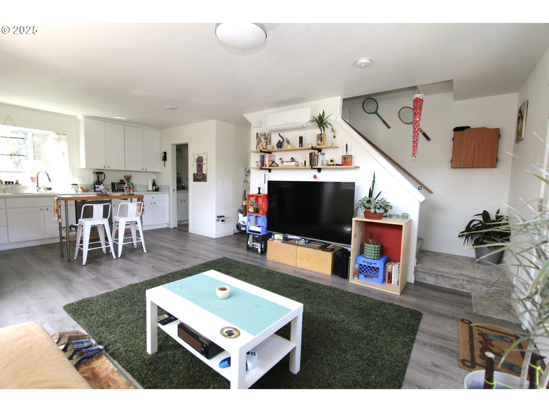 611 Southeast 142nd Avenue, Unit B Portland, OR 97233 - Photo 4 of 14