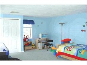 5 Rye Place, Unit 67 Nashua, NH 03063 - Photo 5 of 8 Gallery Image 5