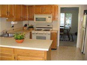 5 Rye Place, Unit 67 Nashua, NH 03063 - Photo 6 of 8 Gallery Image 6