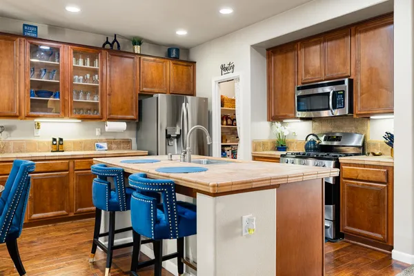 $620,000 | 3662 West River Drive, Sacramento, CA 95833