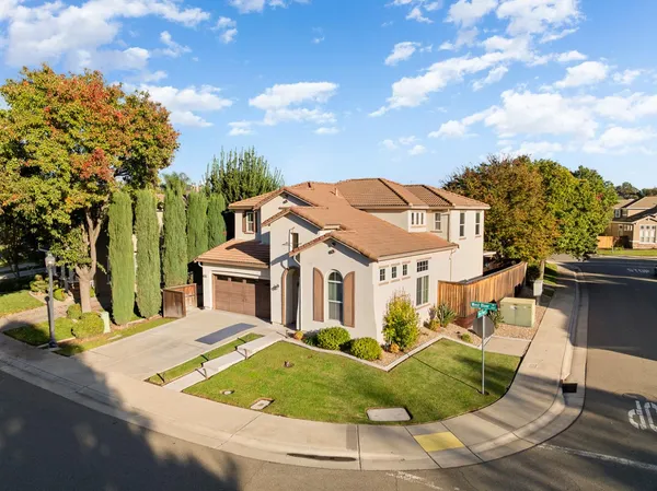 $620,000 | 3662 West River Drive, Sacramento, CA 95833