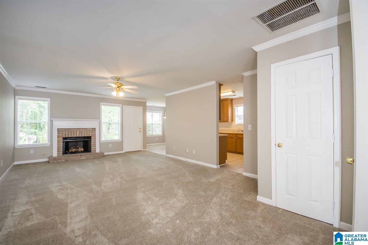 204 Hickory Point Lane Helena, AL 35080 - Photo 2 of 29