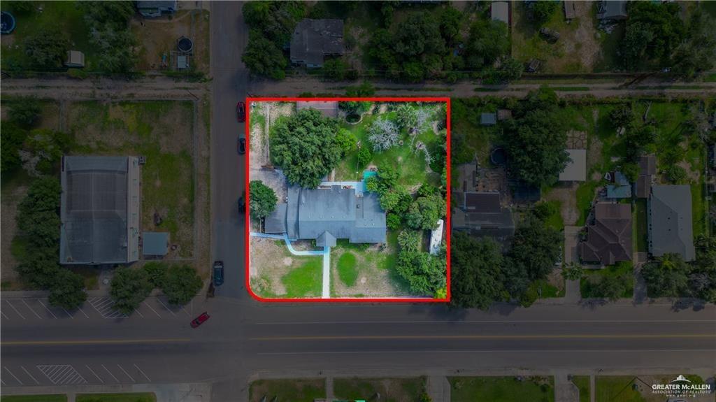 402 South Main Street Donna, TX 78537 - Photo 17 of 17 a view of flower garden