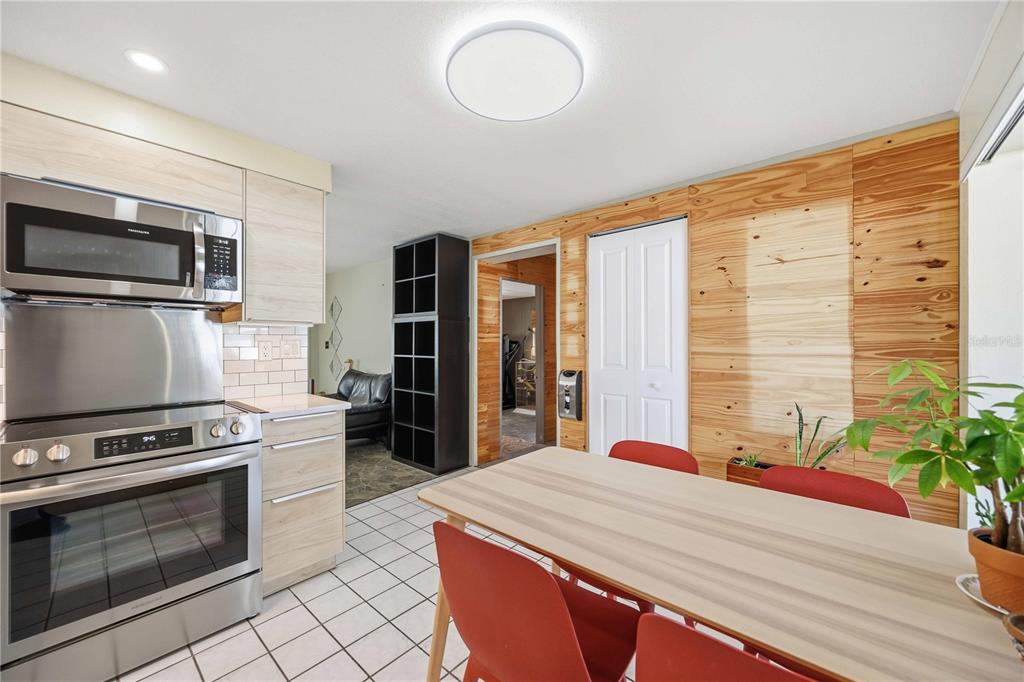 730 Kimball Road Venice, FL 34293 - Photo 10 of 33