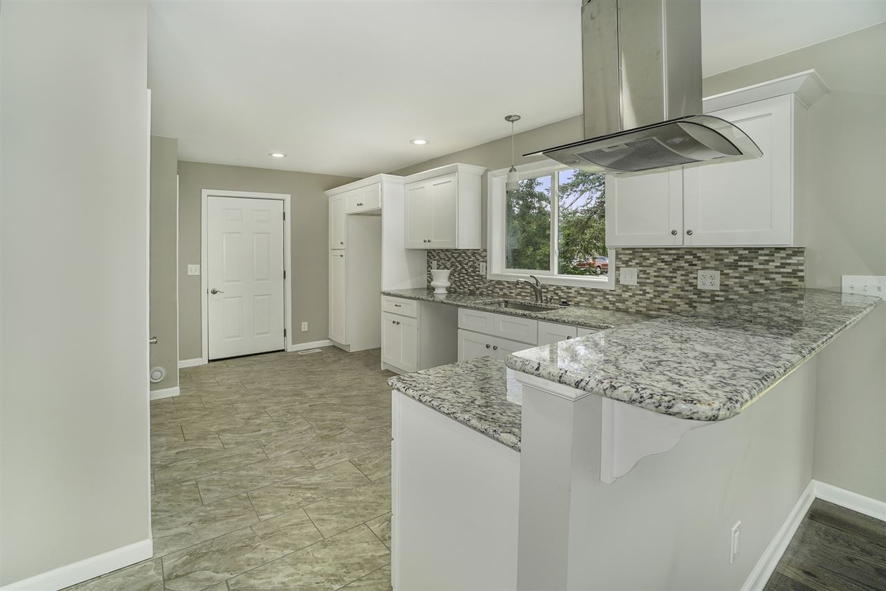 223 Cottage Street Spring Arbor, MI 49283 - Photo 4 of 23 Photo 4