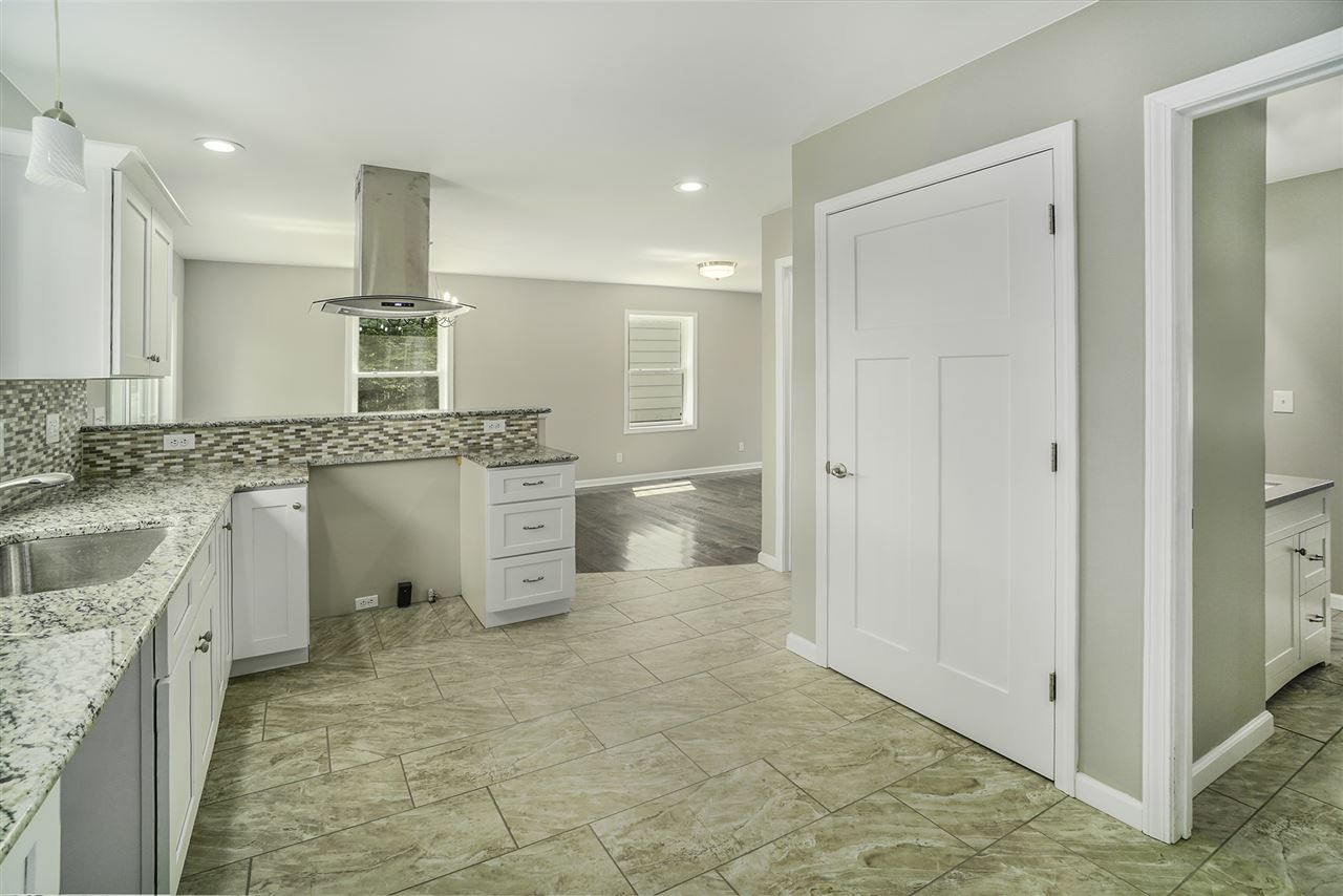 223 Cottage Street Spring Arbor, MI 49283 - Photo 6 of 23 Photo 6