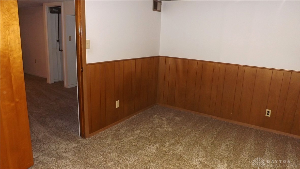 701 Rutgers Road Riverside, OH 45431 - Photo 12 of 15