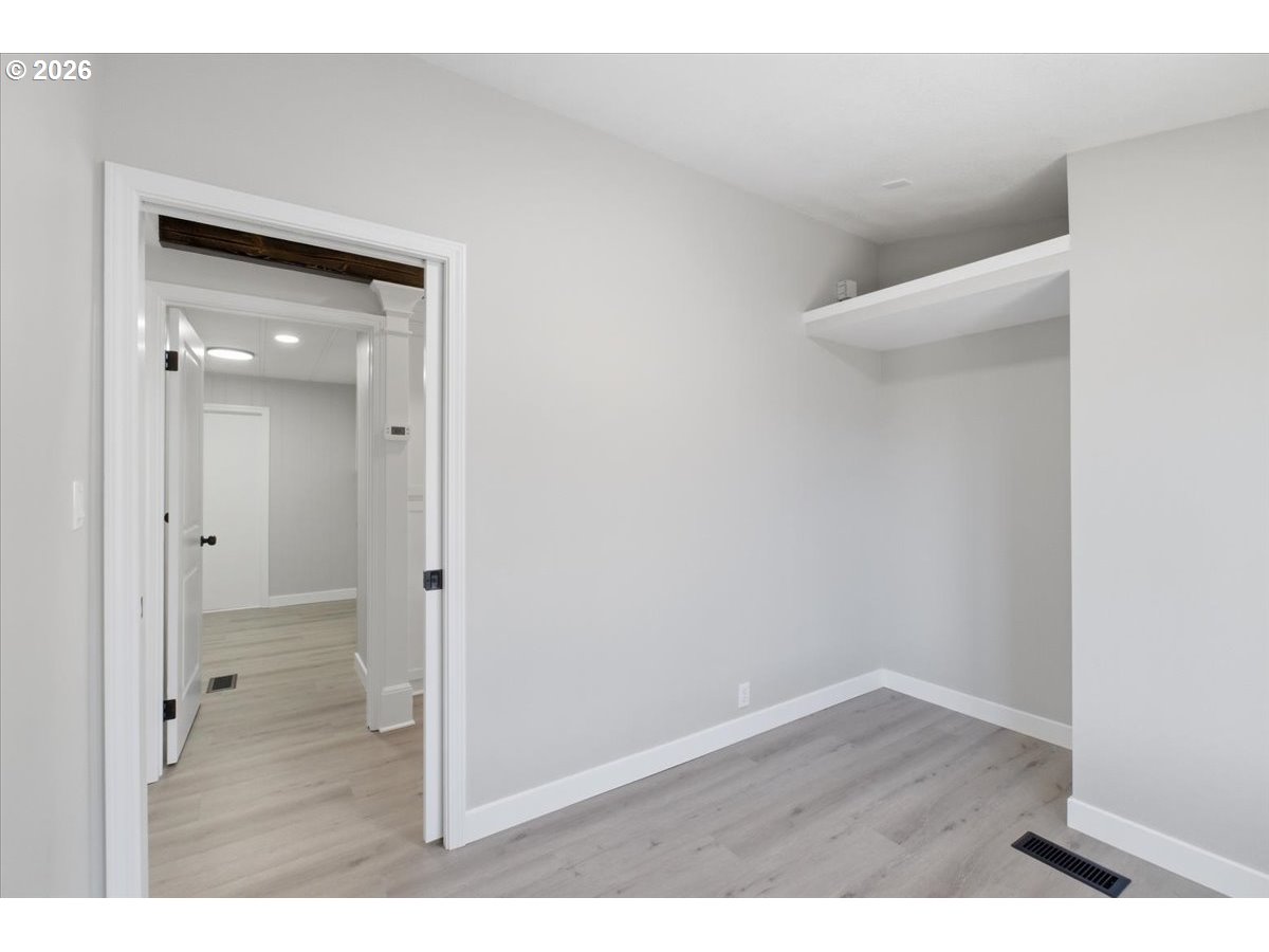 5422 Portland Road Northeast, Unit 79 Salem, OR 97305 - Photo 37 of 48