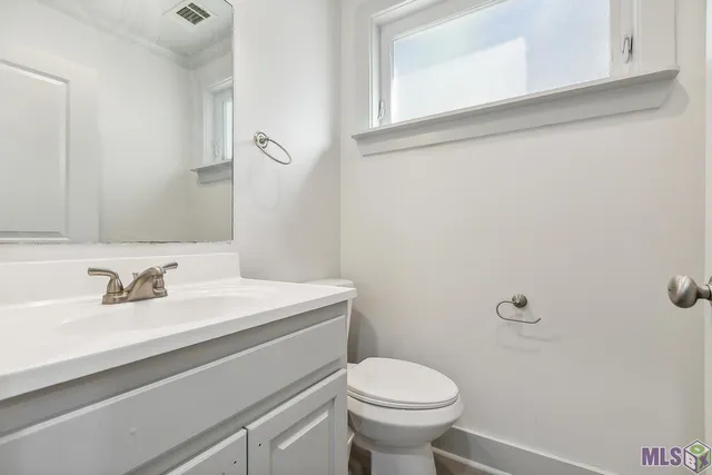 $1,275,000 | 6363 Sevenoaks Avenue, Baton Rouge, LA 70806