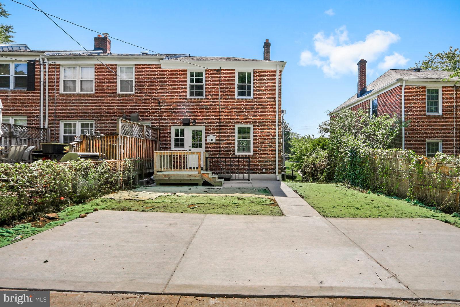 180 Dumbarton Road Baltimore, MD 21212 - Photo 25 of 27 Exterior (Rear)