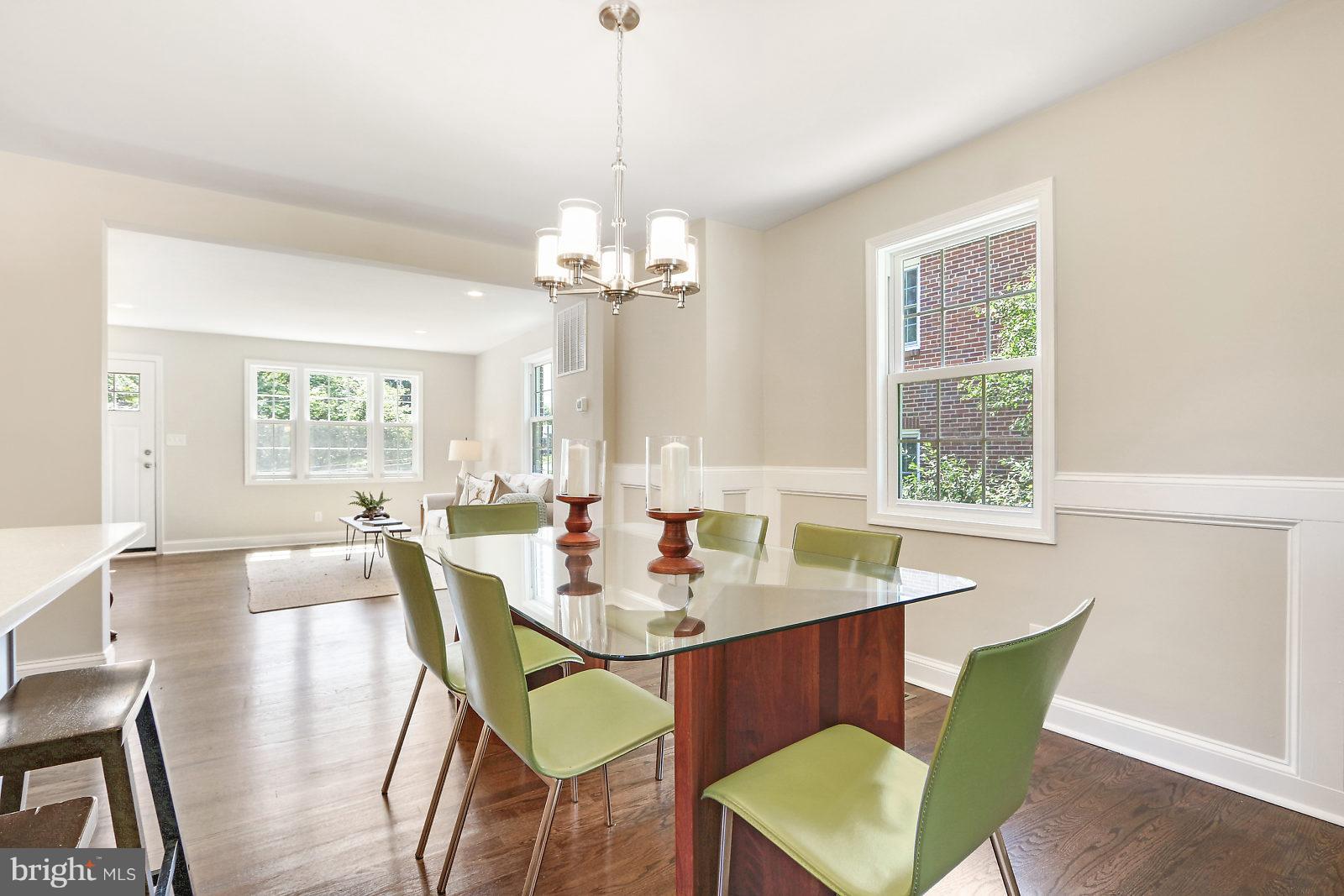 180 Dumbarton Road Baltimore, MD 21212 - Photo 9 of 27 Dining Room