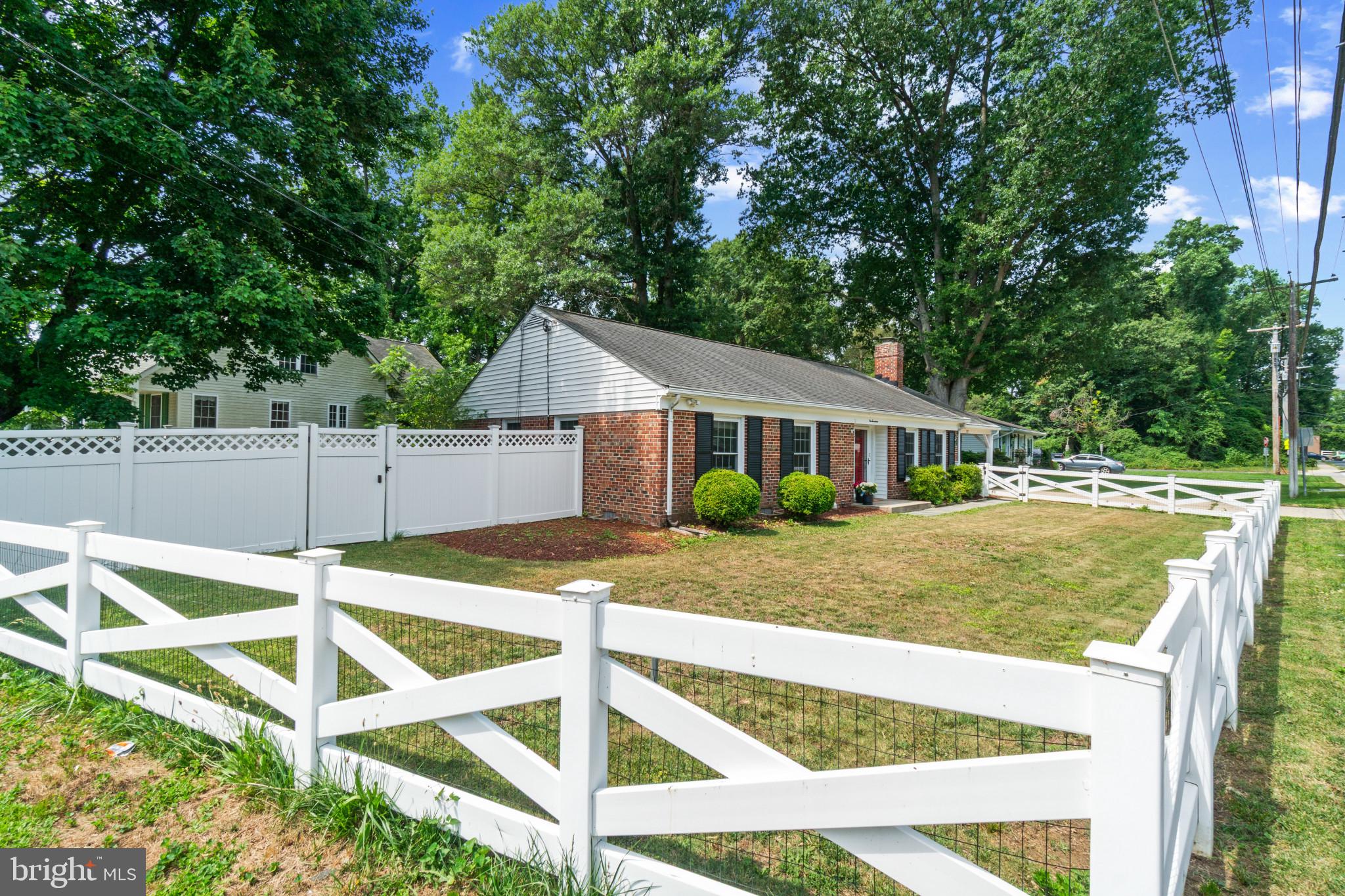 117 Oakwood Road Edgewater, MD 21037 - Photo 45 of 52 Ranch-style residence featuring a brick facade wit