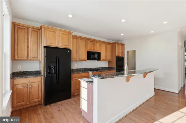 $769,900 | 411 Spring Street, Herndon, VA 20170