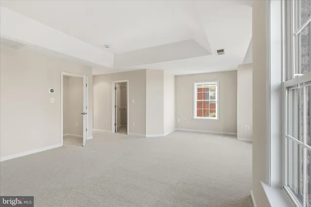 $769,900 | 411 Spring Street, Herndon, VA 20170