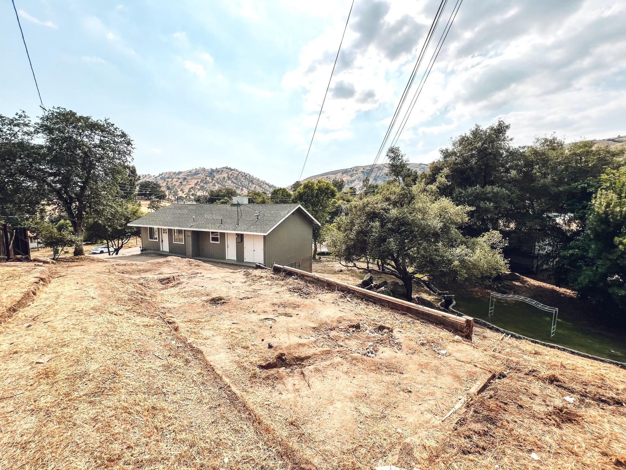 35208 Radeleff Avenue Springville, CA 93265 - Photo 11 of 14 IMG_5311