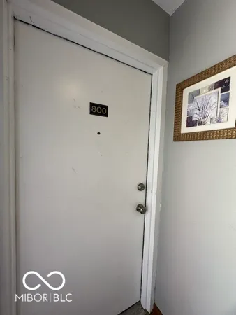 $2,200 | 800 North Park Avenue, Indianapolis, IN 46202