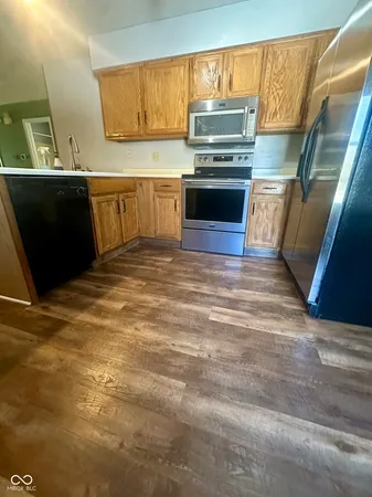 $2,200 | 800 North Park Avenue, Indianapolis, IN 46202