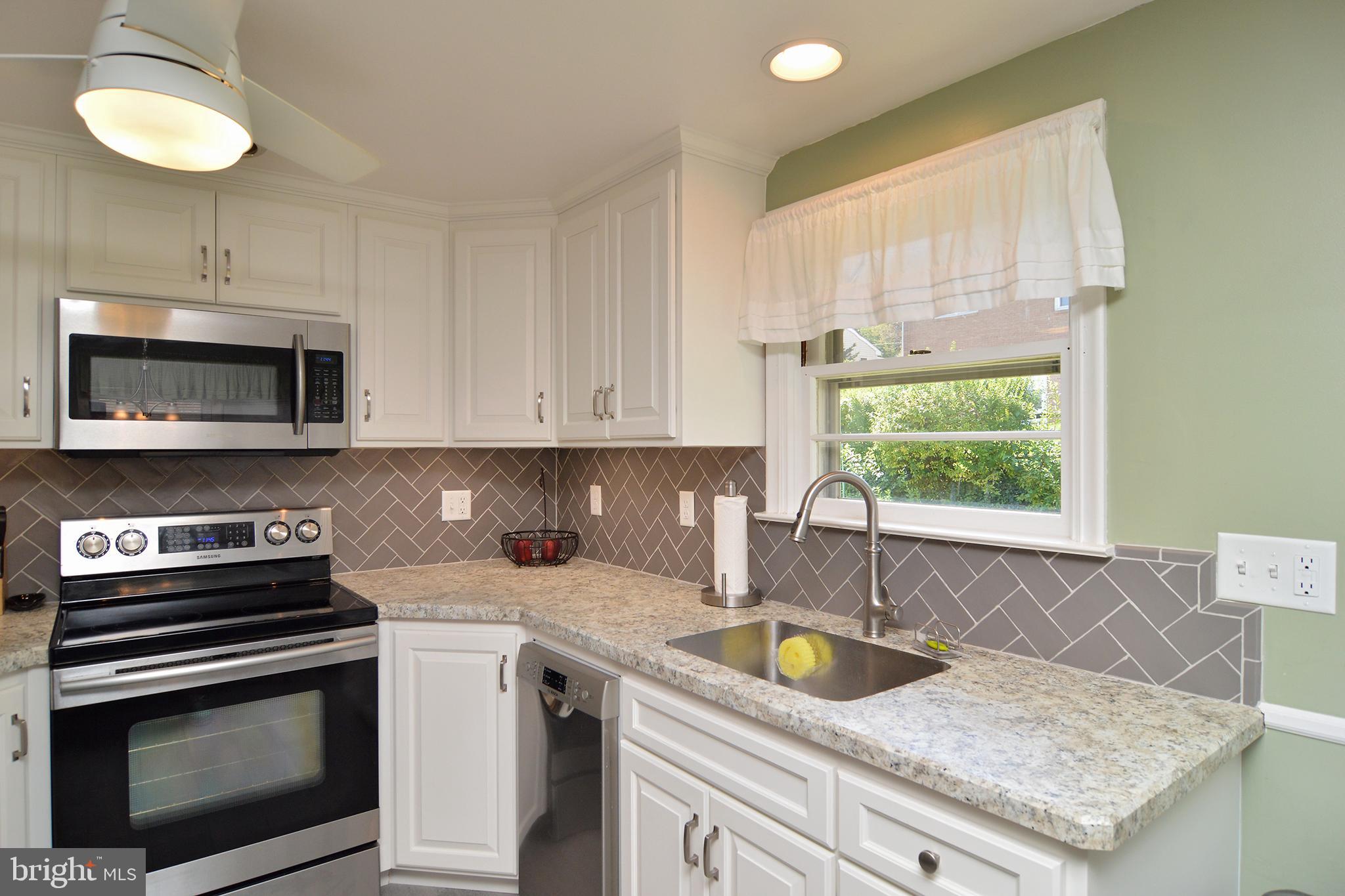 304 Hillside Drive Reading, PA 19607 - Photo 13 of 32 Gallery Image 13