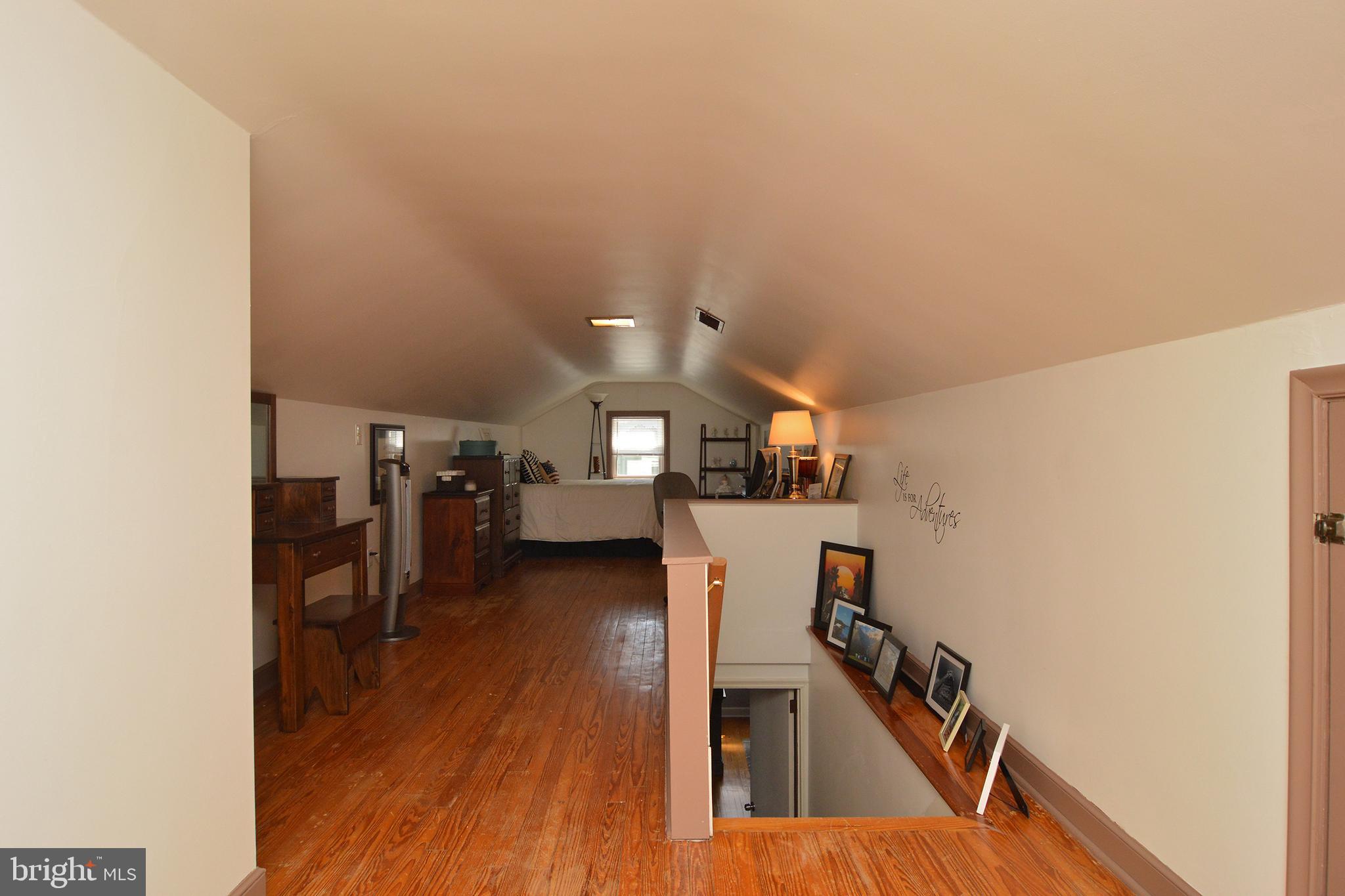 304 Hillside Drive Reading, PA 19607 - Photo 20 of 32 Gallery Image 20