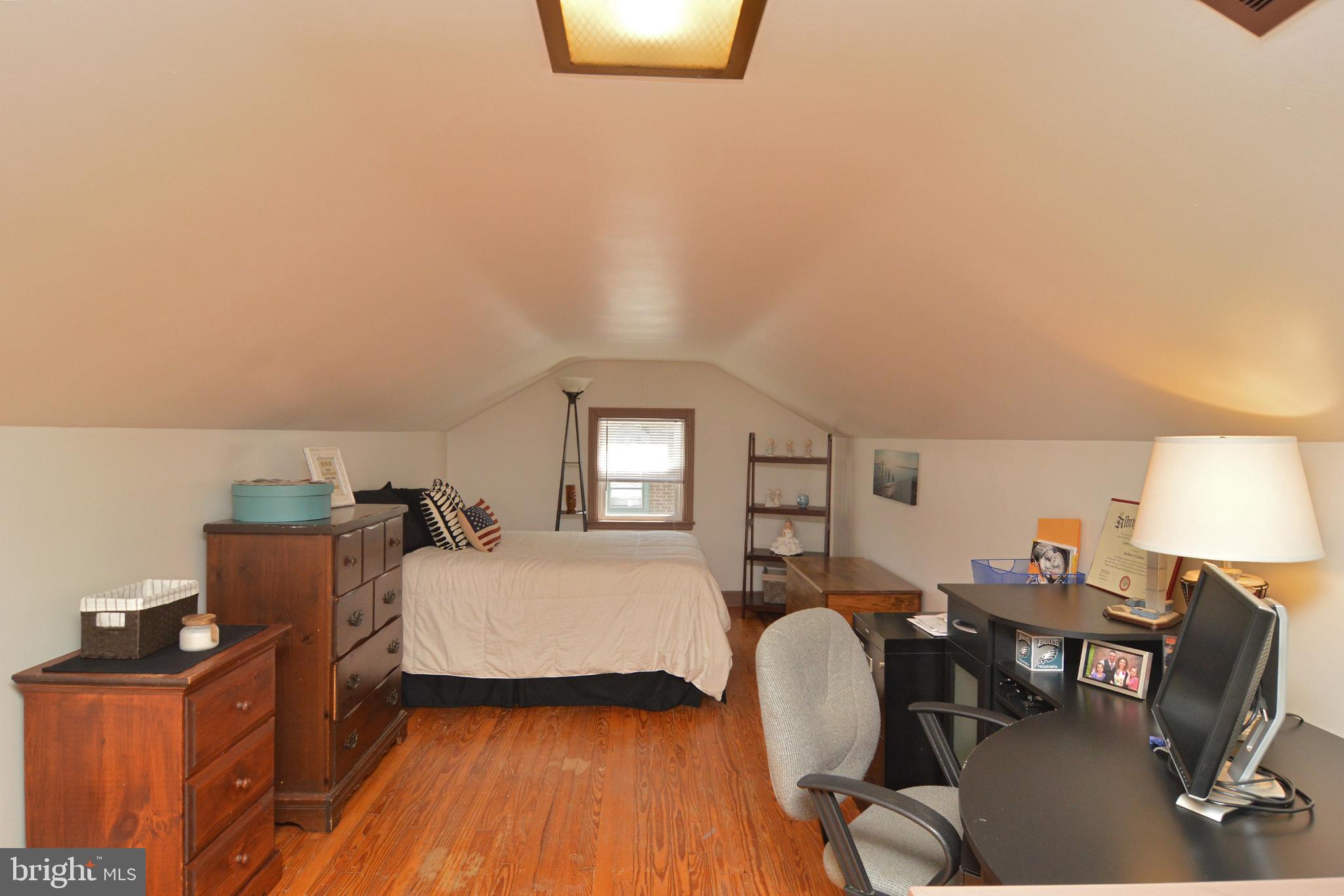 304 Hillside Drive Reading, PA 19607 - Photo 21 of 32 Gallery Image 21